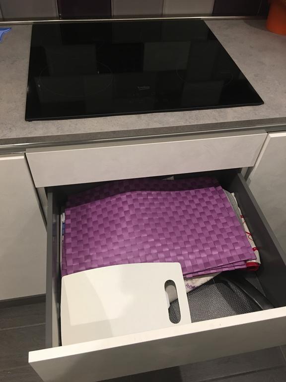 My Purple In The Center Of Lejlighed Rom
